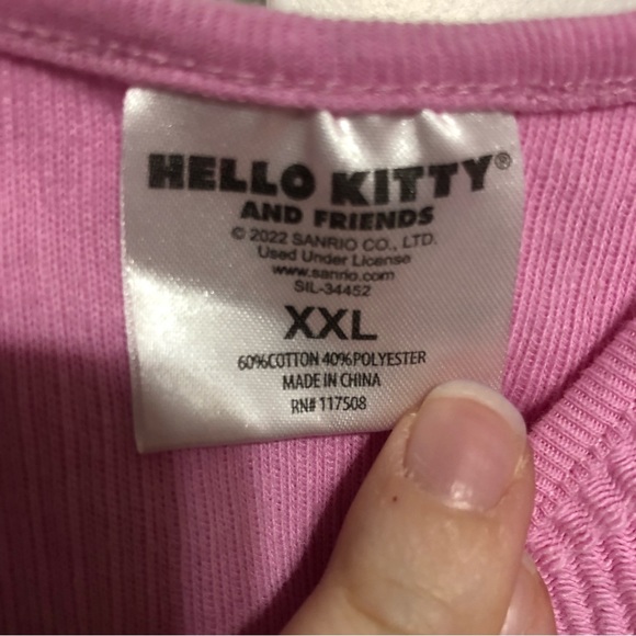 Hello Kitty Crop Top - Picture 2 of 3